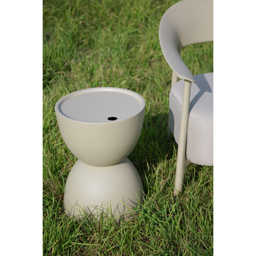 Mara Tuin Bijzettafel Beige